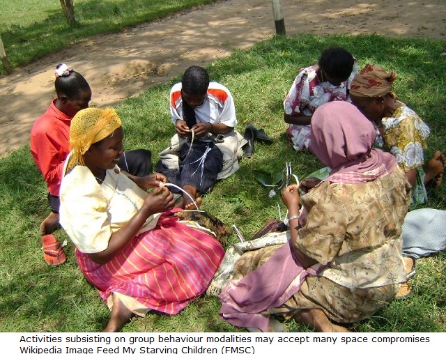 FMSC_MarketPlace_-_Hope_Again_Women_Ugandan_Necklace_(7029881575)